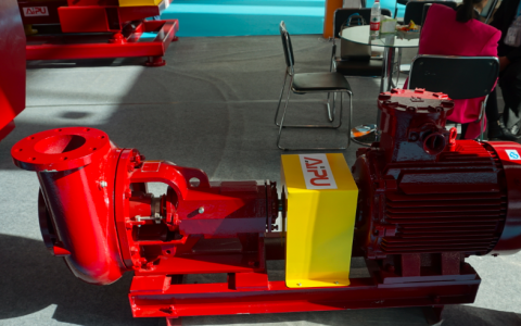 Centrifugal pump in drilling fluid solids control