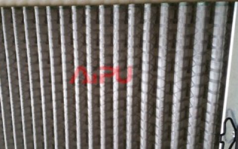 Pyramid shaker screen help mud loses reduction